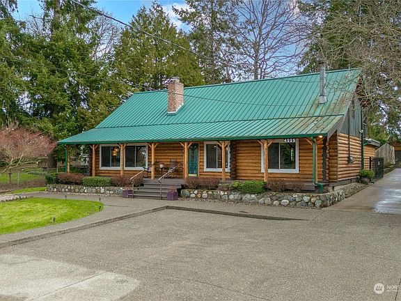 4th image of 4225 114th Avenue E