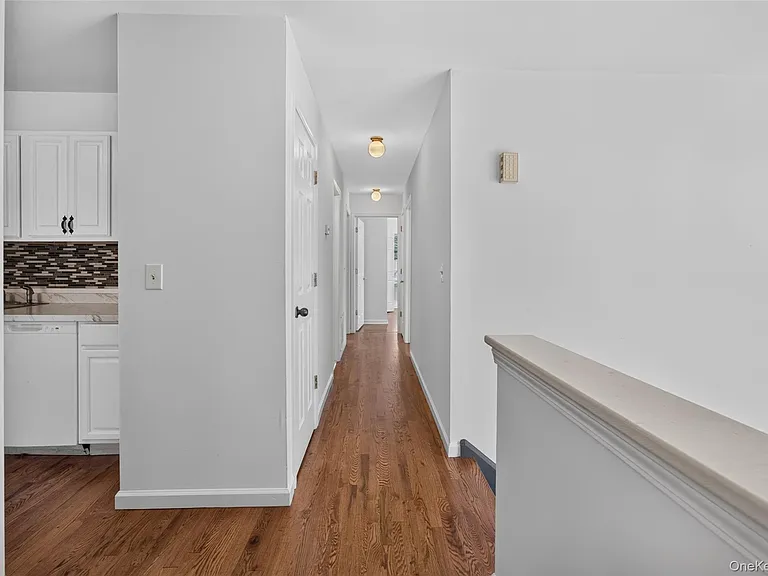 41 Genung St #41 — Photo 14