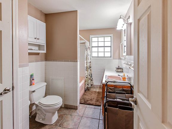 5th image of 806 Kenney St