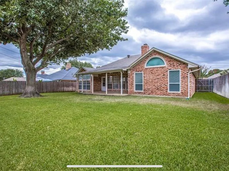 2122 Preakness Ct — Photo 17