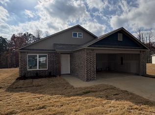 7081 Potomac Trl, Bauxite, AR 72011