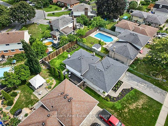 3rd image of 253 Haig Rd