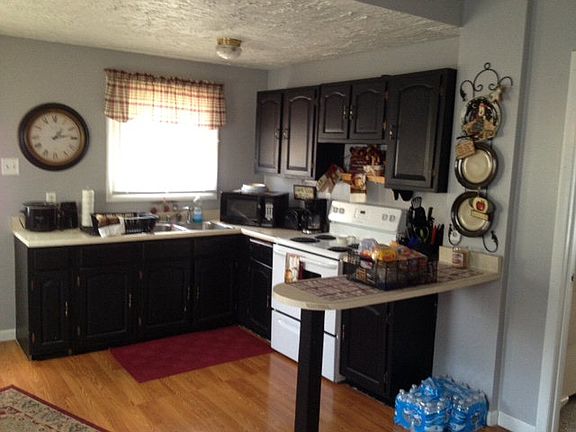 4th image of 4436 Rose Ave