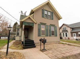 1126 S 12th St, Manitowoc, WI 54220