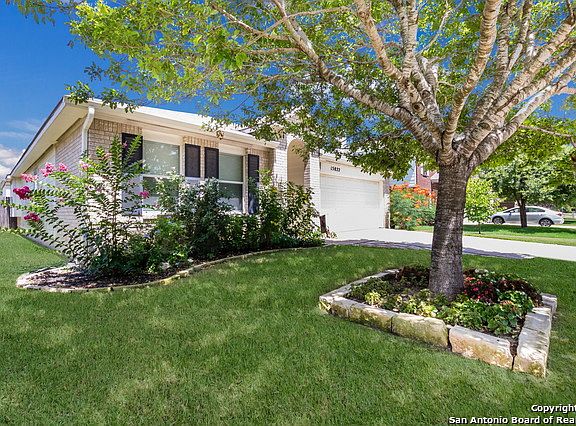 2nd image of 15822 Brisbane Dr