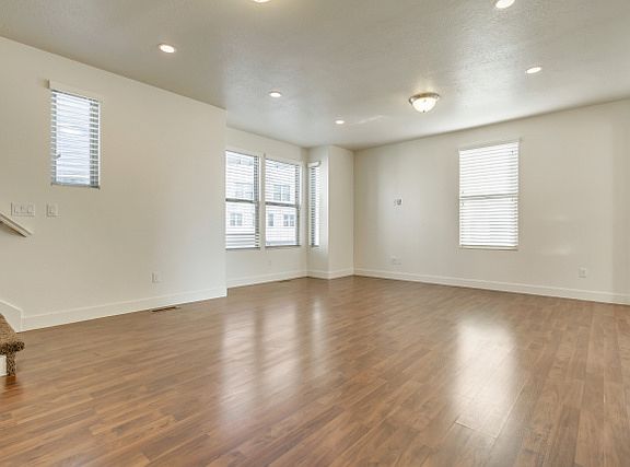 2nd image of 11287 S High Crest Ln
