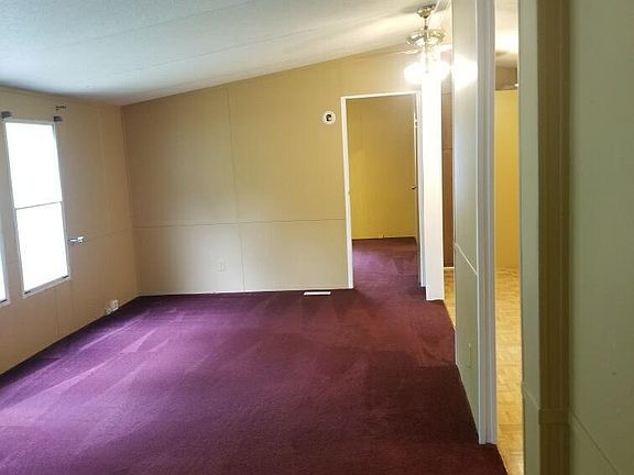 3rd image of 206 High Valley Blvd