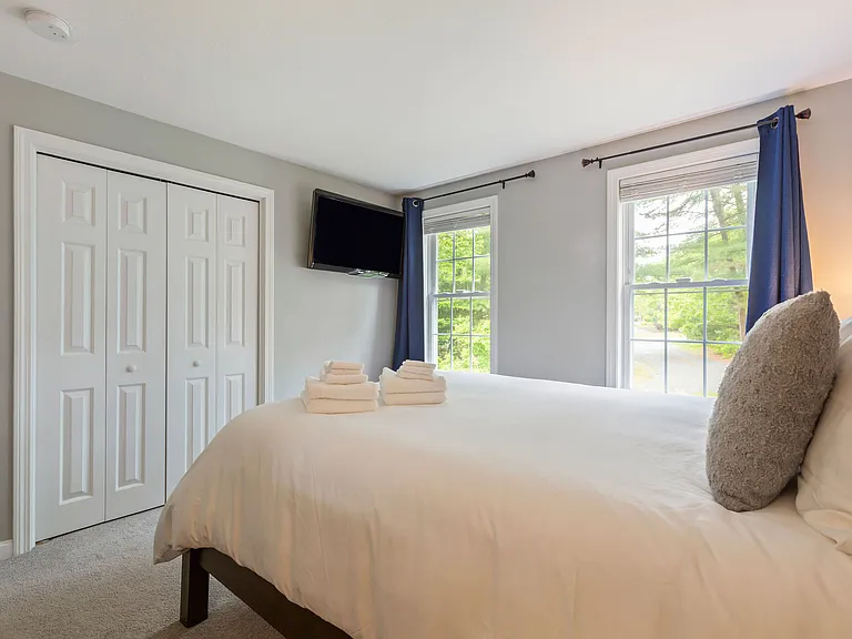 10 Kristina Ln — Photo 45