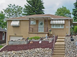 107 School St, Weirton, WV 26062