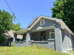 560 W Peebles Rd, Memphis, TN 38109
