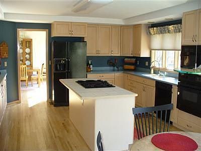 5th image of 8715 Windfield Ln