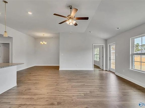 5th image of 4319 Alden Cir E