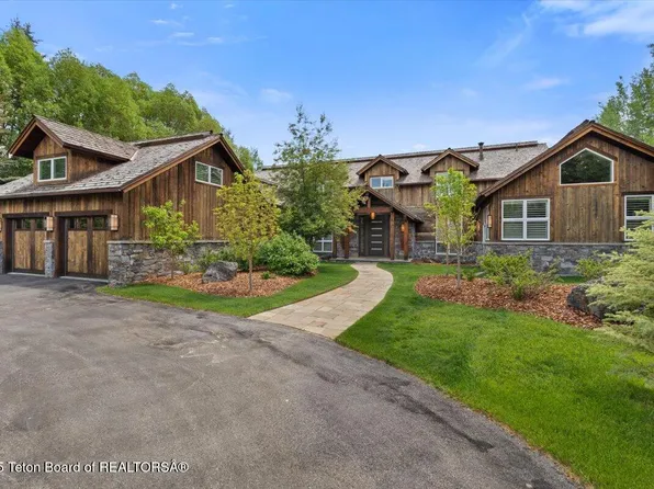 4370 W Greens Pl, Wilson, WY 83014