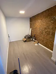 Rented by MOTION New York