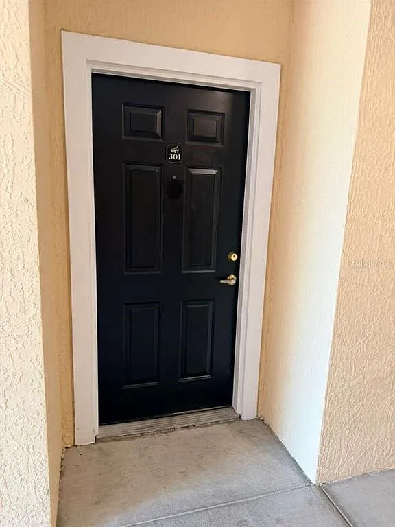 3 bed, 2.0 bath, 1260 sqft, $1,900 — Photo 2