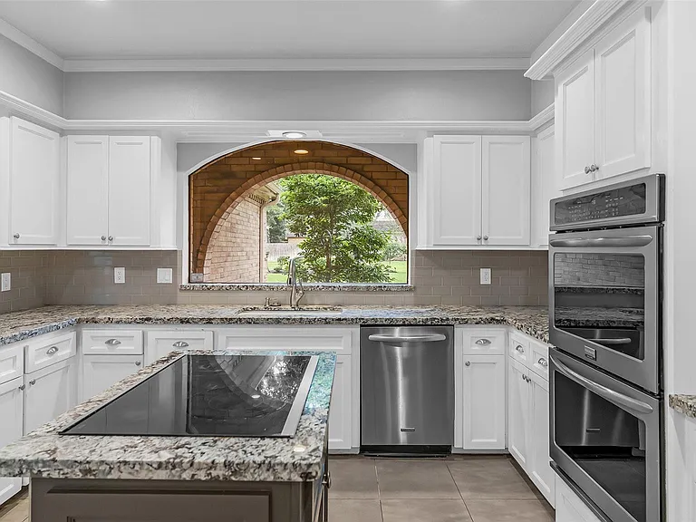 2607 Laurel Ridge Dr — Photo 17