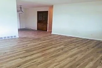 2242 County Line Rd — Photo 3
