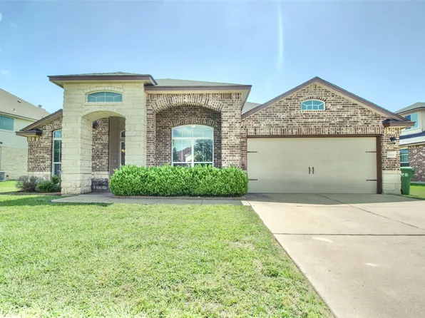 9929 Caney Creek Dr, Waco, TX 76708