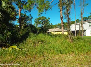 586 Oleander Ln NW, Palm Bay, FL 32907