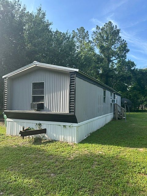 1st image of 676 Vaughns Ln