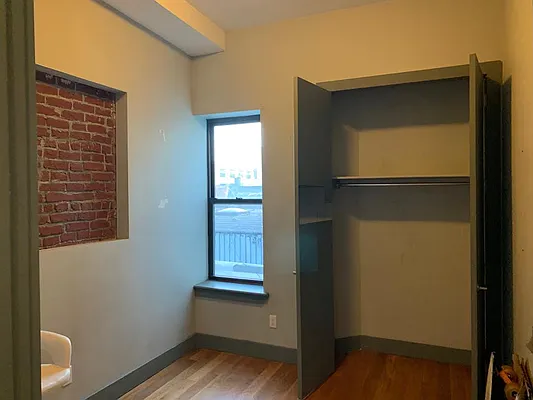 Rented by Brooklyn Group | media 24