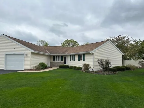 1521 Raveen STREET, Fort Atkinson, WI 53538