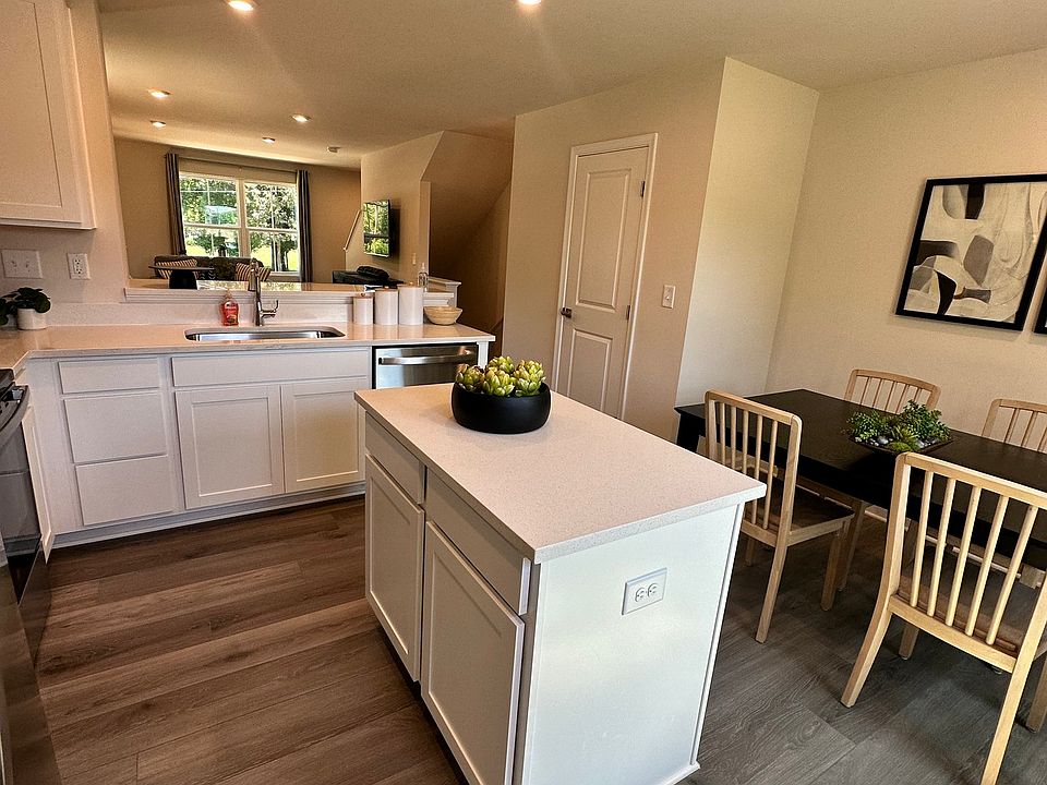 1st image of 4018 Drakeford Towns Aly