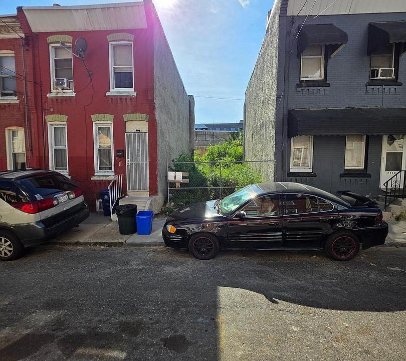 2nd image of 2136 N Percy St
