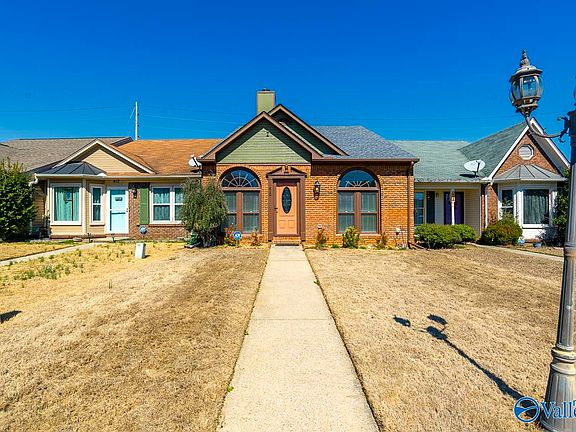 2nd image of 410 Autumnwood Dr SW