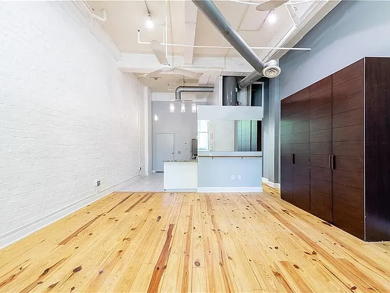 210 Walker St SW #1 — Photo 6