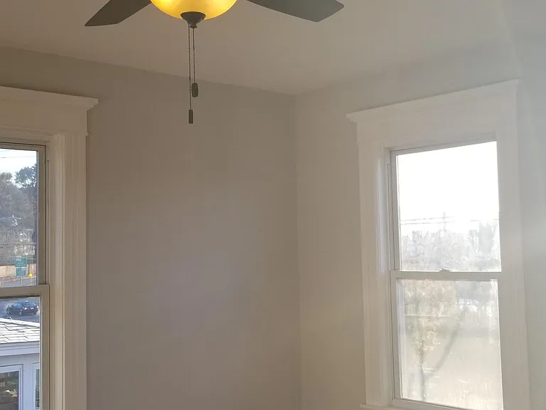 48 Riverside St #2F — Photo 8