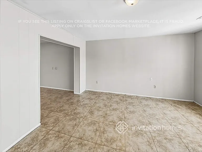 12801 N 112th Ave — Photo 7