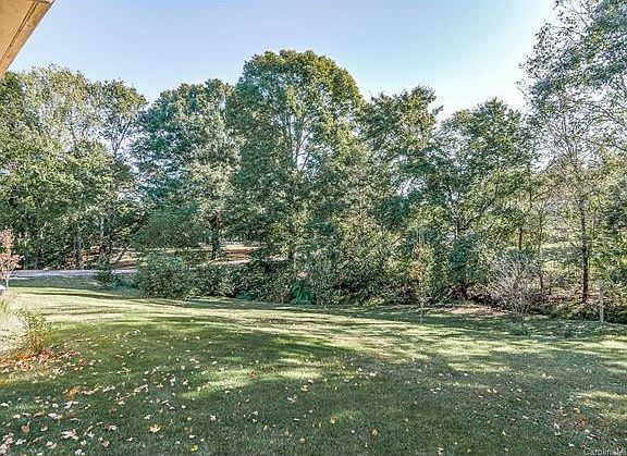 5th image of 1723 Valwood Ct