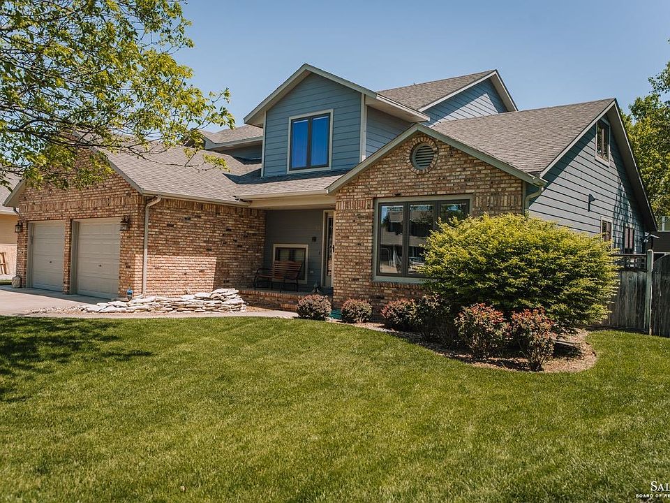 1st image of 2609 Plantation Dr
