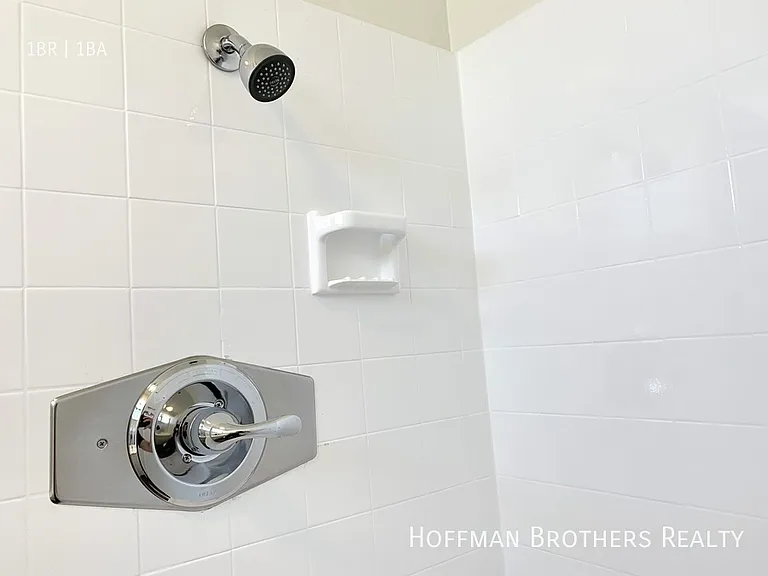 3772 Lockland Dr #18 — Photo 9