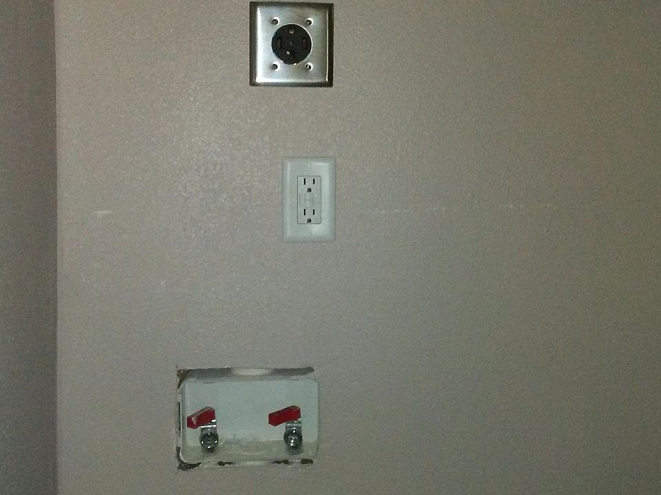 2nd image of 1223 Kendalia Ave #1A