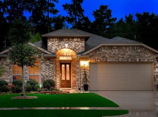 419 Oak Chase Dr, Conroe, TX 77304