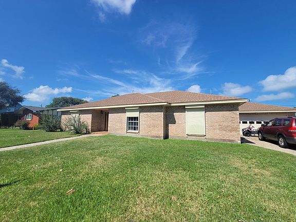 2nd image of 2626 Beluche Dr
