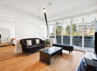 788 Arthur Erickson Pl #204, West Vancouver, BC V7T 0B2