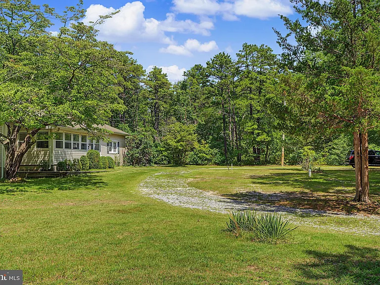 2315 English Creek Ave — Photo 24