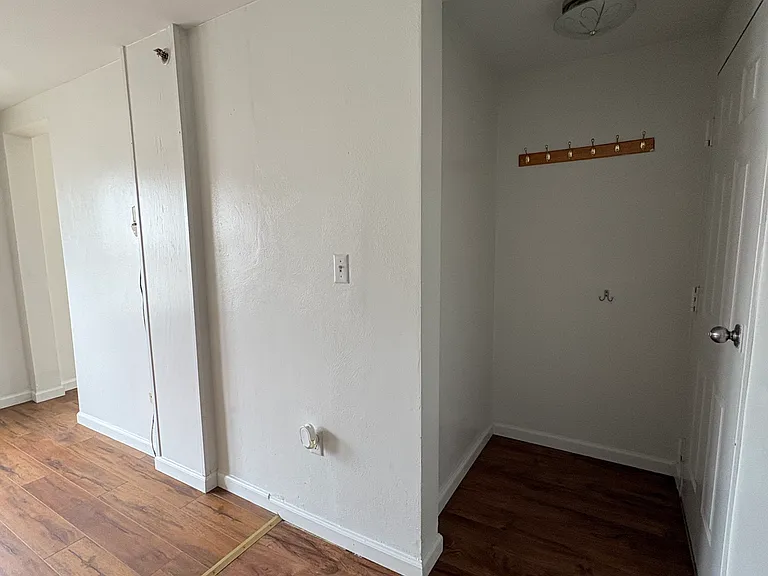 2 Crandall St #1-6 — Photo 14