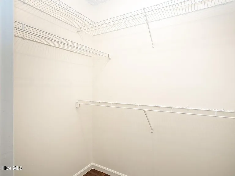 905 Allen Rd #D2 — Photo 8