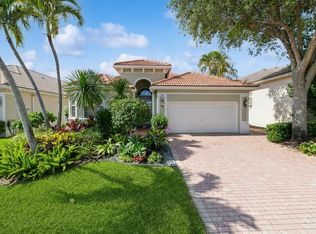 160 Palm Cir, Atlantis, FL 33462