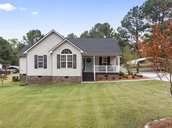 2023 Francis Dr, Clayton, NC 27527