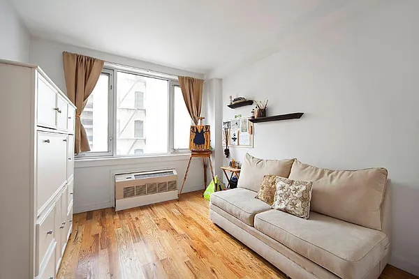 Sold by Town Residential | media 16