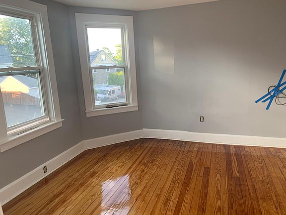 5th image of 20 Highview St #1