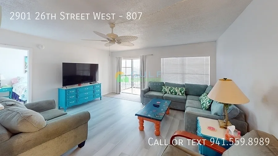 2 bed, 2.0 bath, 940 sqft, $1,200 — Photo 3