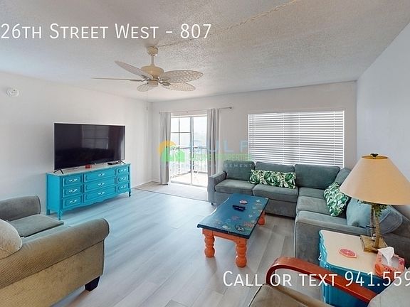 3rd image of 2901 26th St W APT 807