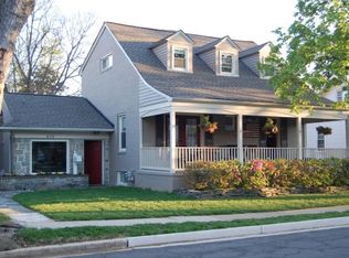 610 21st St S #A, Arlington, VA 22202