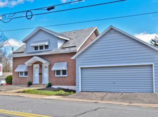 621 Garibaldi Ave, Roseto, PA